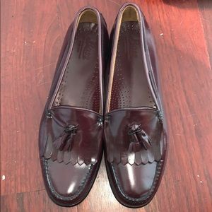 jaclyn tassel loafer